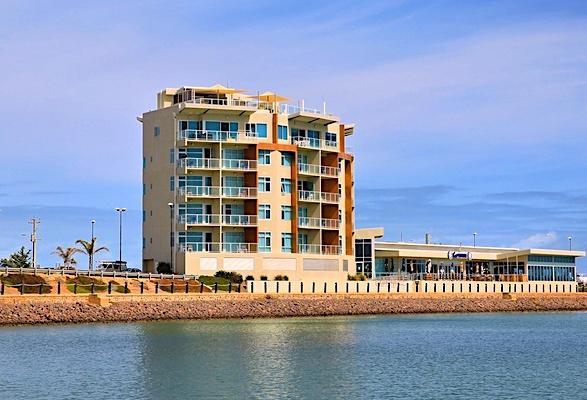 Wallaroo Marina Waterfront Luxe Apartment Exterior photo