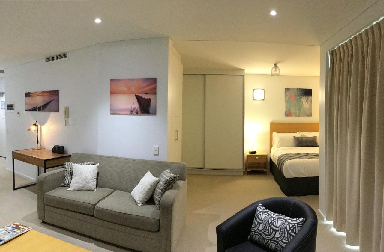 Wallaroo Marina Waterfront Luxe Apartment Exterior photo